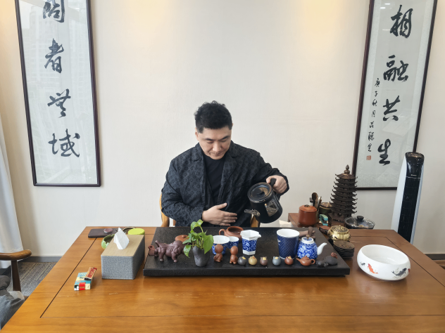 From "MA LU BIAN BIAN" to Shenzhen Model: Exclusive Interview with CONG, LEI, Chairman of Shenzhen Jiuyaojiu Catering Management Co., Ltd.
